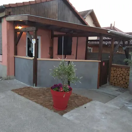 Feriehus & On The Route Des Vins *