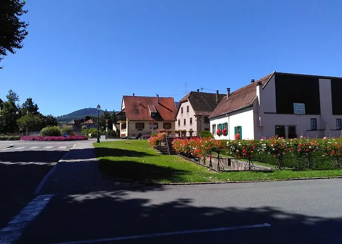 Holiday home & On The Route Des Vins *