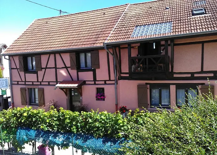 Holiday home & On The Route Des Vins *